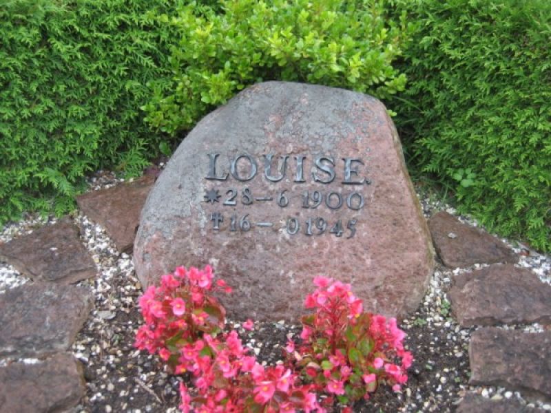 Louise.jpg