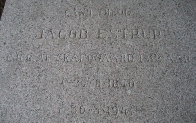 J.E..jpg